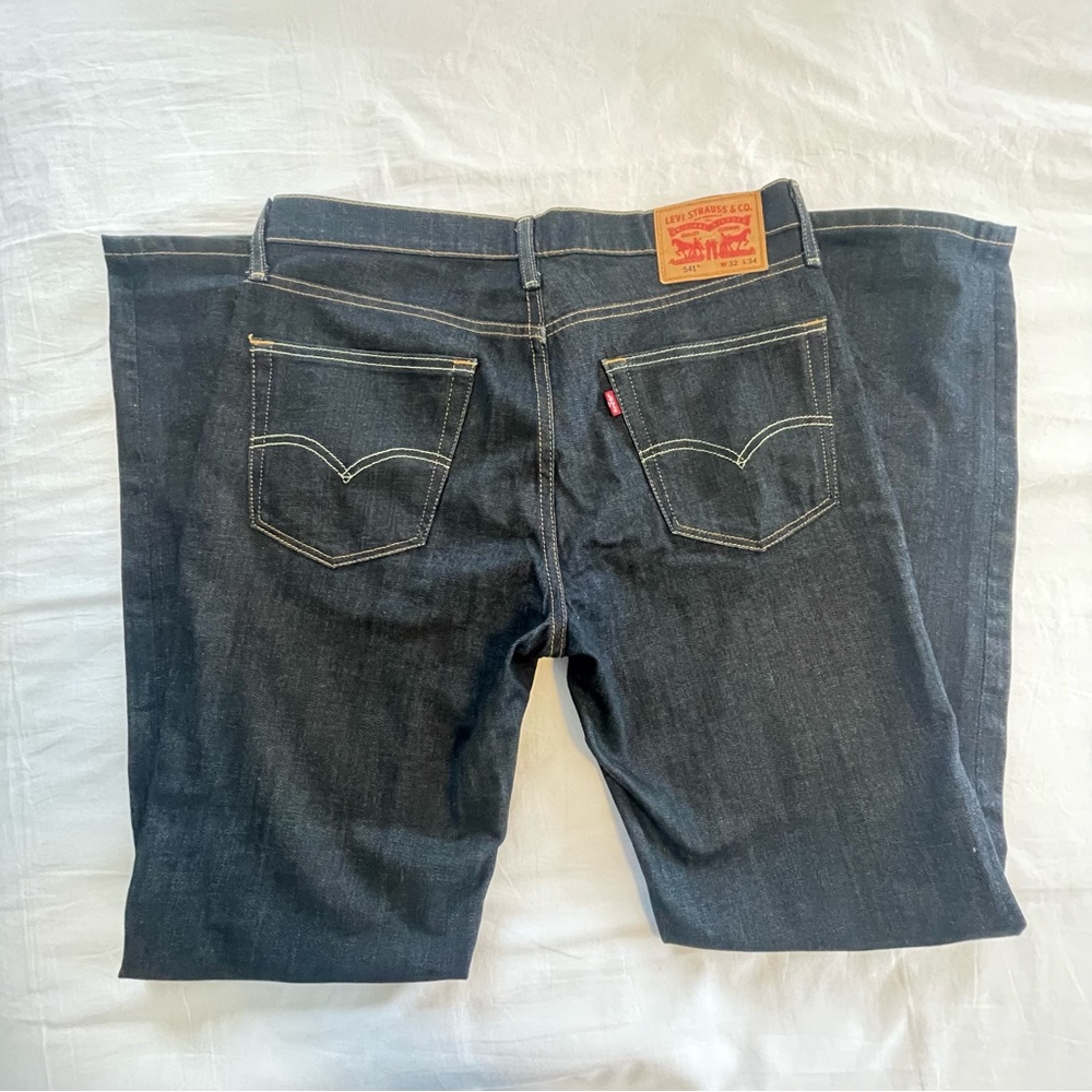 Levi’s 502 100% cotton 33x32